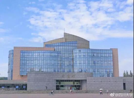 大学生拍摄校园风景图 秋高气爽好风光(图)